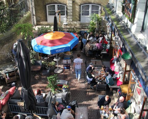 Restoran Bahçesi Bioklimatik Pergole
